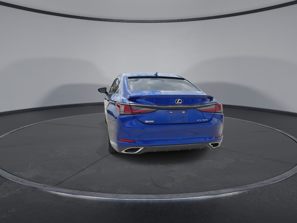 Thumbnail: 2021 Lexus ES - 7