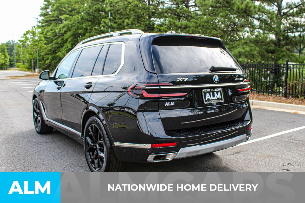 Used 2026 Black BMW xDrive40i image 4