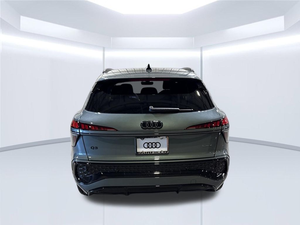 Thumbnail: 2026 Audi Q3 - 4