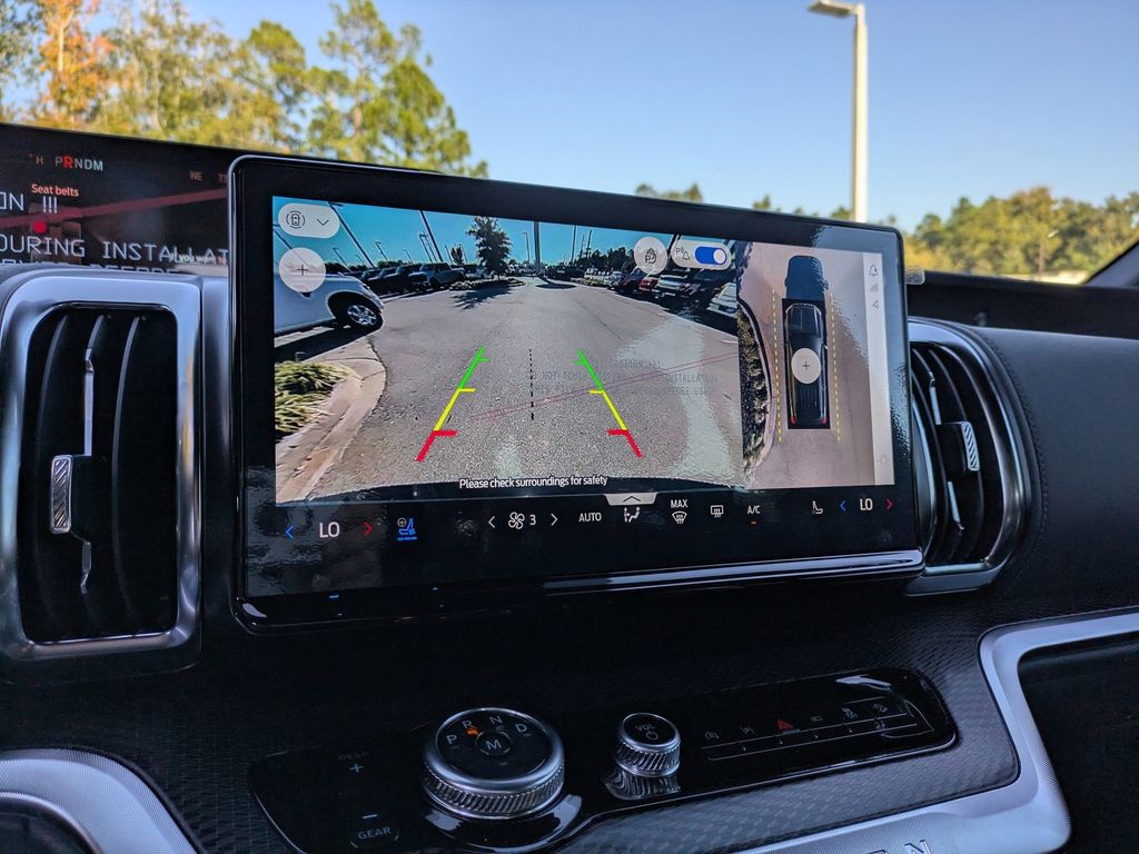 2025 Ford Expedition Platinum MAX