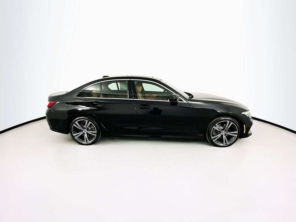 Thumbnail: 2024 BMW 3 Series - 4