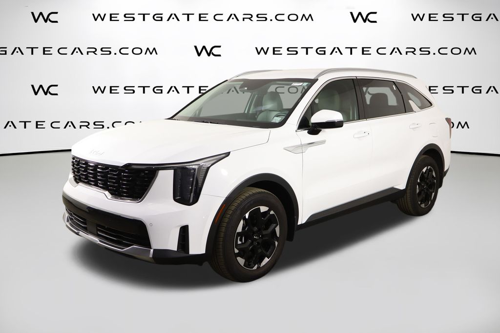 Glacial White Pearl 2025 Kia Sorento SUV / Crossover Front-Wheel Drive 8-Speed Automatic