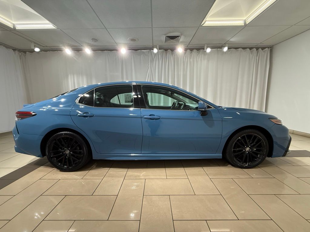 Thumbnail: 2024 Toyota Camry - 6