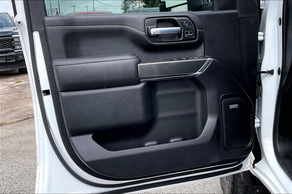 Used 2021 GMC Sierra 2500HD AT4 4D Crew Cab