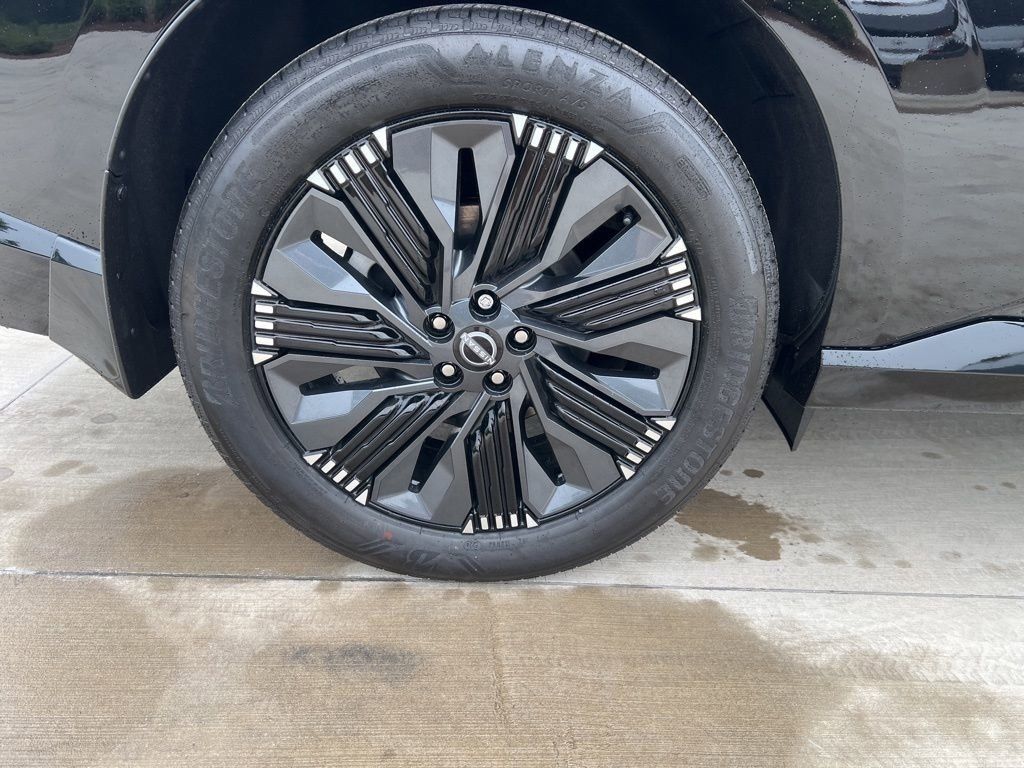 2025 Super Black Nissan Murano Platinum AWD SUV