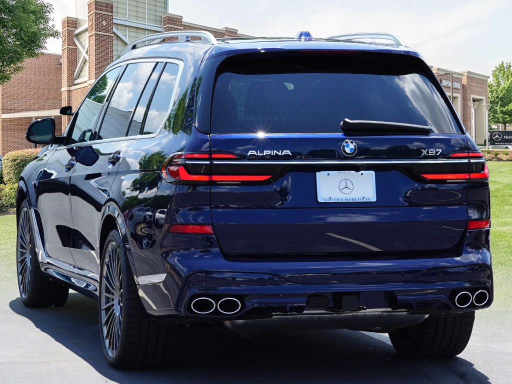 Thumbnail: 2026 BMW X7 - 6