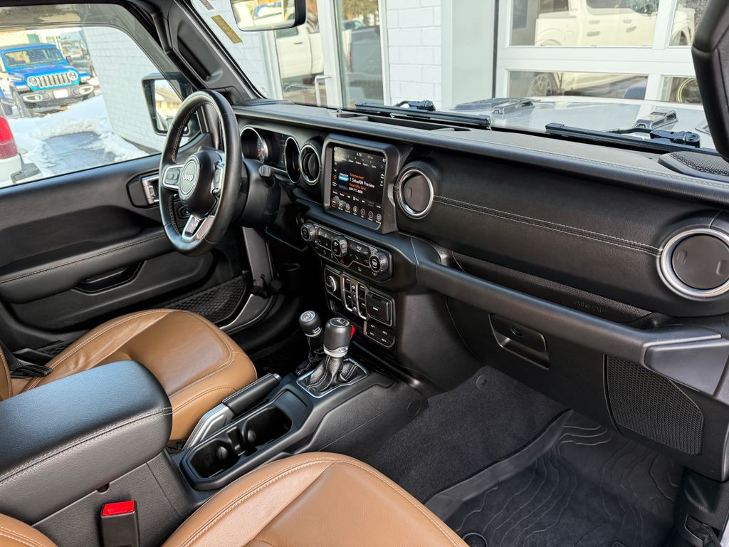 Certified Used 2020 Silver Jeep Overland image 68