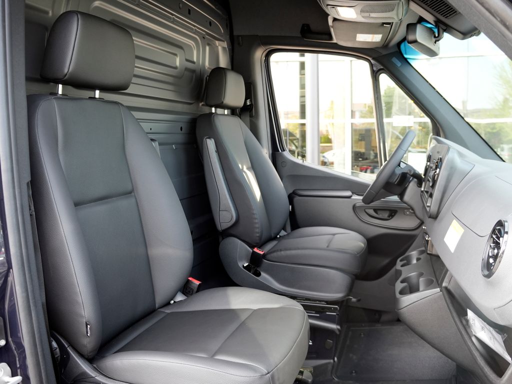 new 2026 Mercedes-Benz Sprinter 2500 car, priced at $61,318
