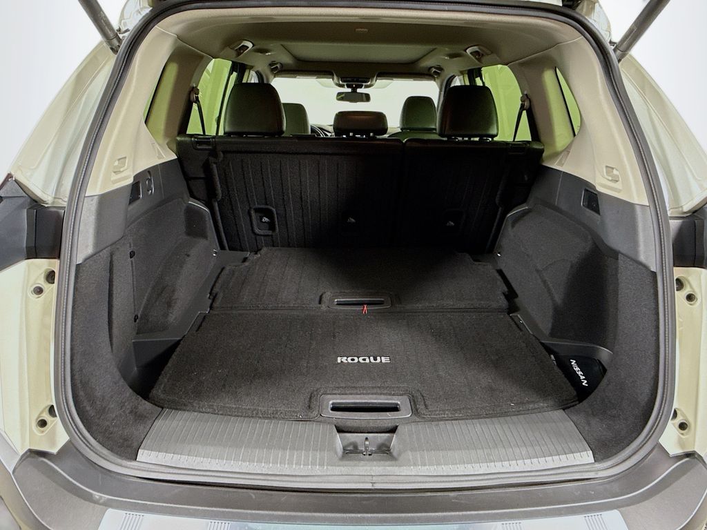 Thumbnail: 2023 Nissan Rogue - 27