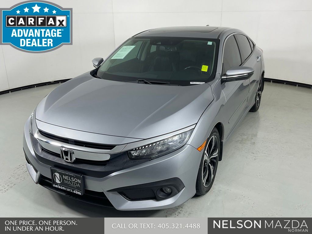 2016 Honda Civic Touring CVT's photo