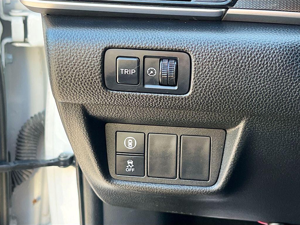 2021 Honda Accord Sport White at Autostrade