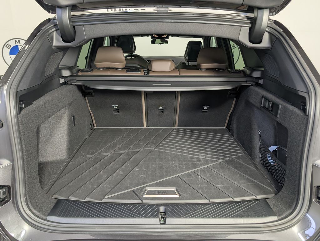 2026 BMW X3 30 - Photo 21