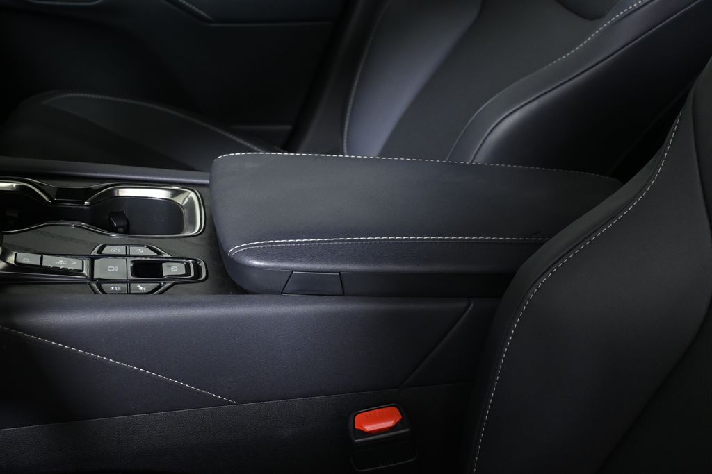 Thumbnail: 2023 Lexus RX - 26