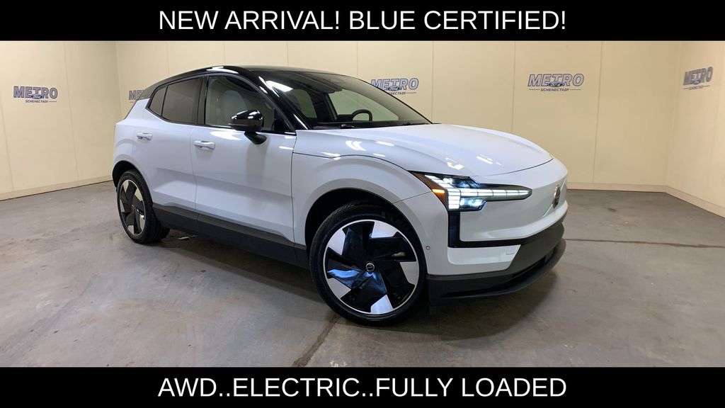 2025 Volvo EX30 Twin Ultra eAWD