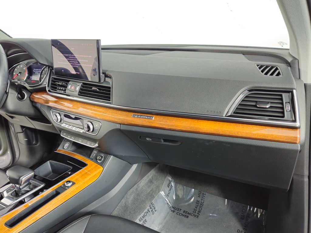 Thumbnail: 2023 Audi Q5 - 14