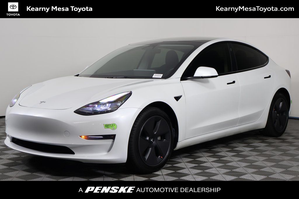 Thumbnail: 2023 Tesla Model 3 - 1