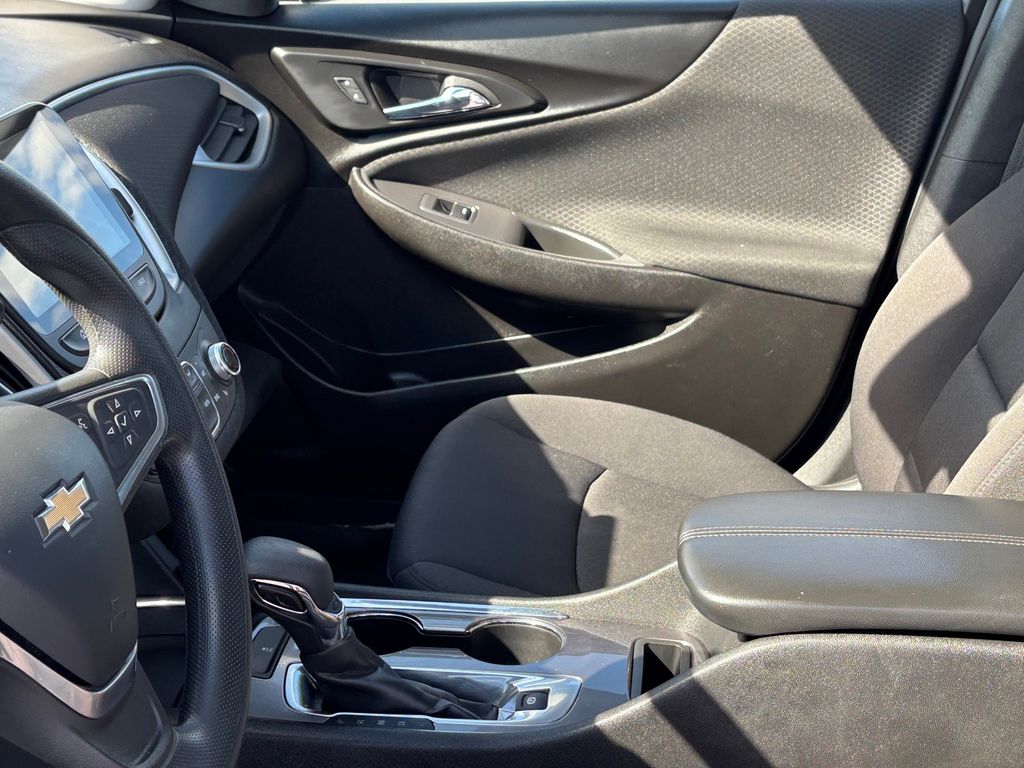 Used Car 2023 Chevrolet Malibu  Lt For Sale Under $20,000 In Austin, Texas