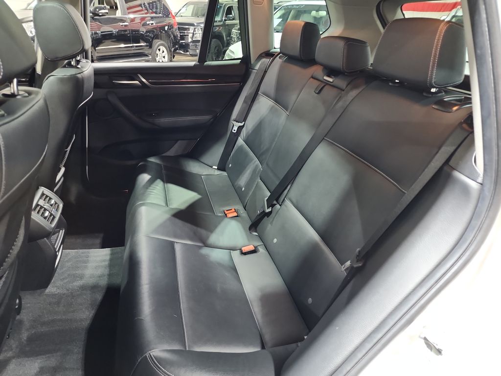 2017 BMW X3 xDrive28i photo