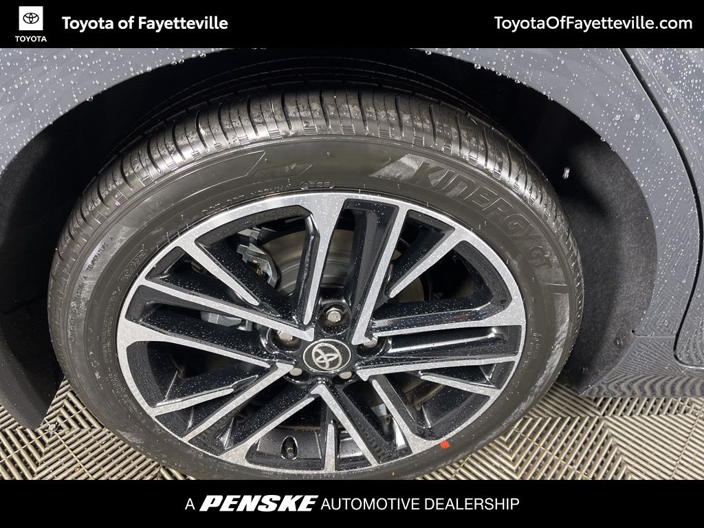 Thumbnail: 2026 Toyota Camry - 15