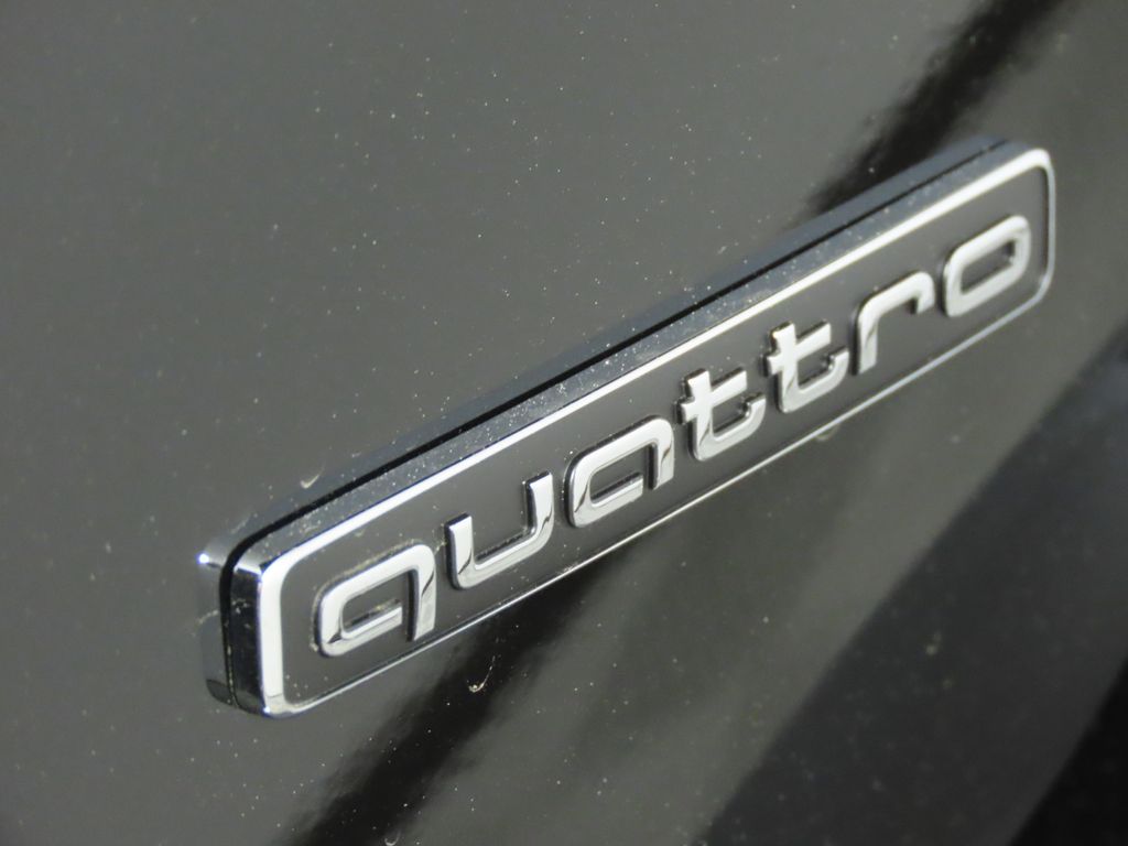 Thumbnail: 2026 Audi A6 - 10