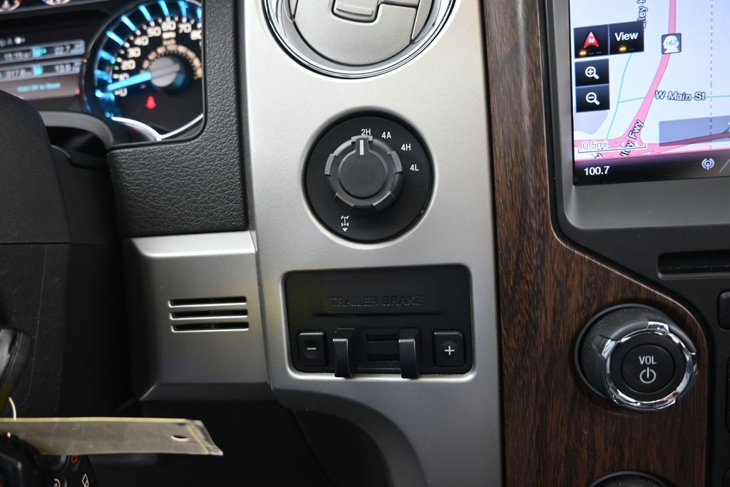 2014 Ford F-150 LARIAT