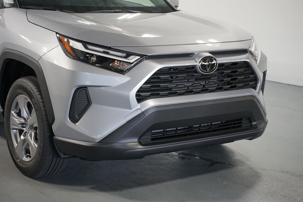Thumbnail: 2025 Toyota RAV4 - 4