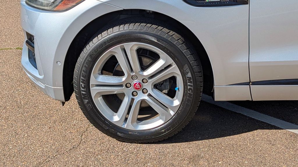 Used 2018 Jaguar F-PACE 25t R-Sport 4D Sport Utility