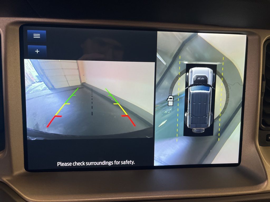 Thumbnail: 2023 Ford Bronco - 18