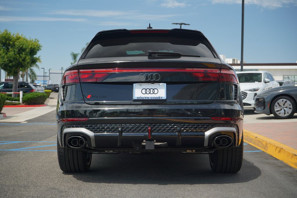 Thumbnail: 2025 Audi RS Q8 - 4