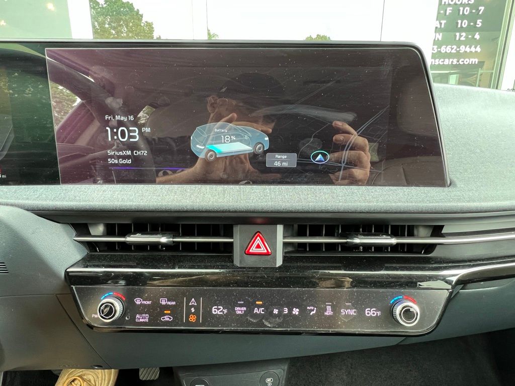 2022 Kia EV6 Wind photo