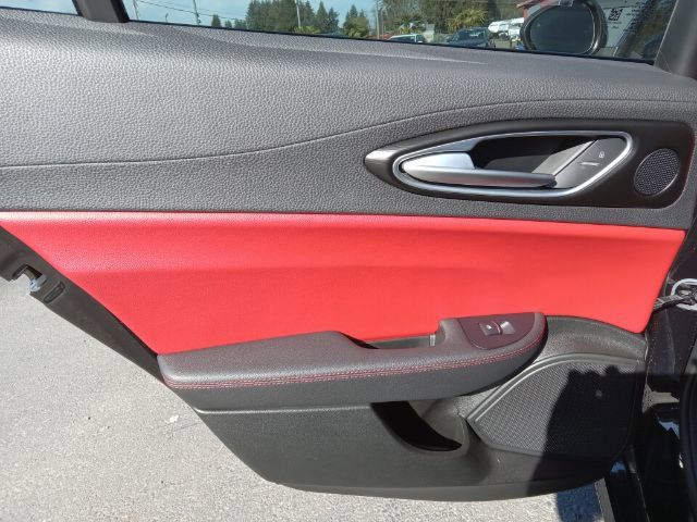 2017 Alfa Black Alfa Romeo Giulia Base RWD Sedan