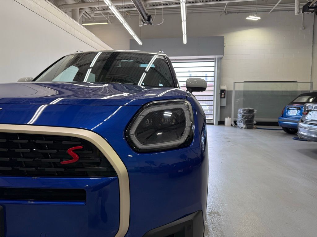 Thumbnail: 2025 MINI Cooper Countryman - 9