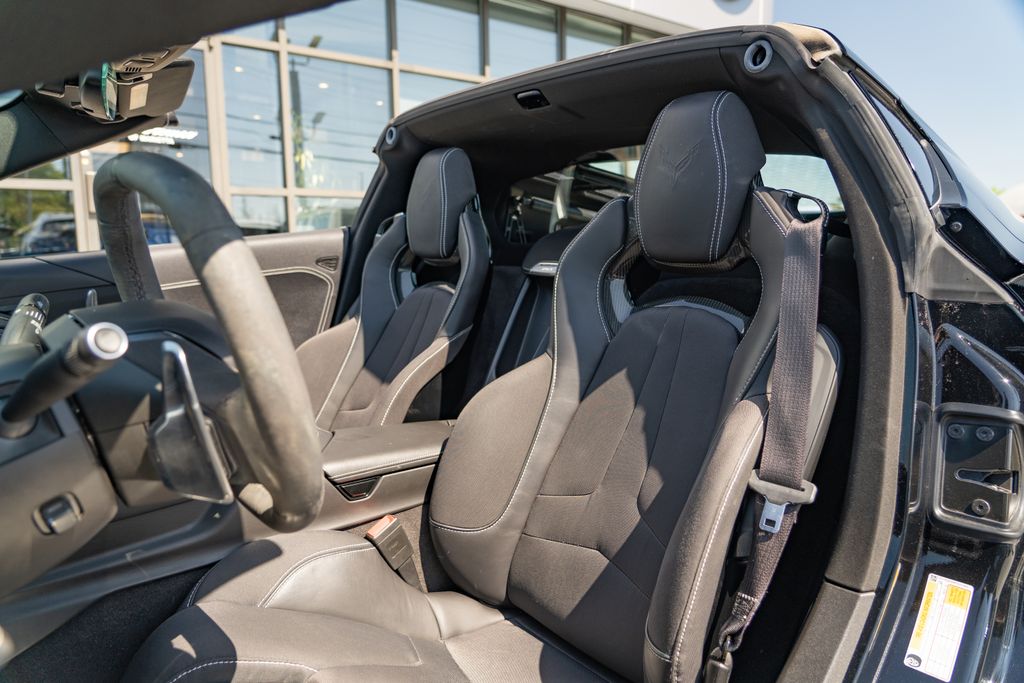 2023 Chevrolet Corvette Stingray photo