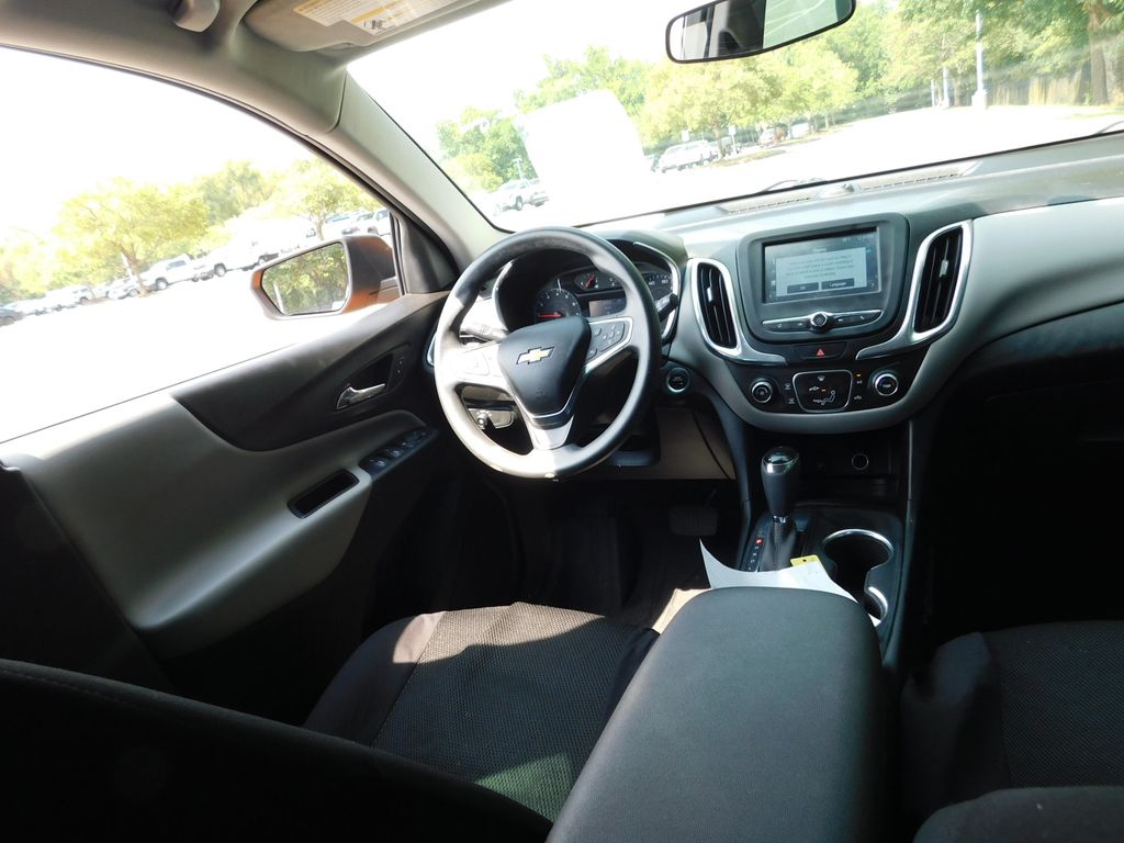 Thumbnail: 2018 Chevrolet Equinox - 6