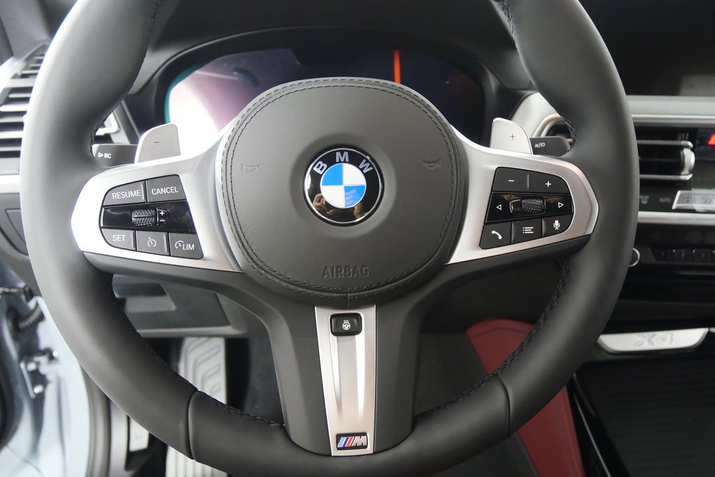 2025 BMW X4 xDrive30i 18