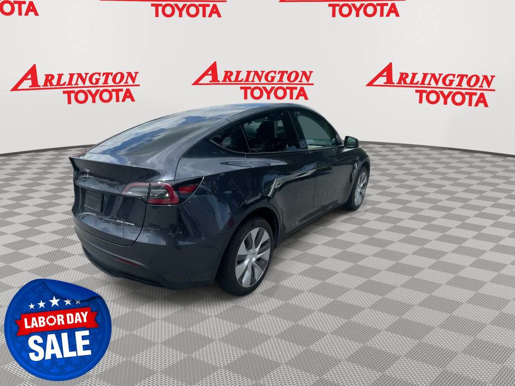 Used 2024 Tesla Model Y Long Range with VIN 7SAYGDEE8RA227624 for sale in Jacksonville, FL