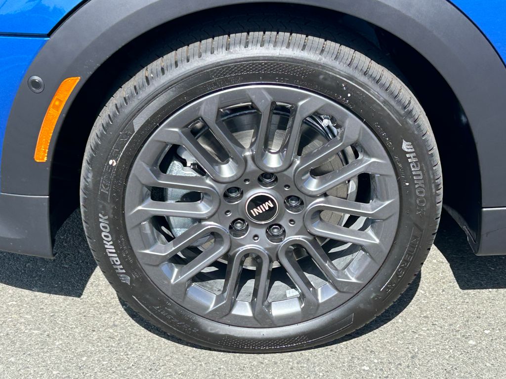 Thumbnail: 2026 MINI Cooper - 9