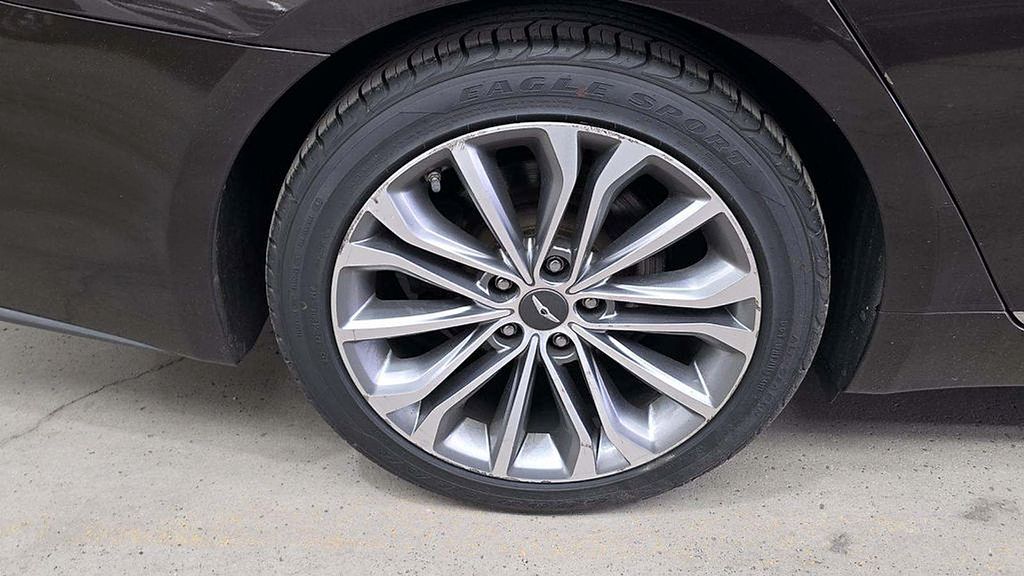 2017 Genesis G80