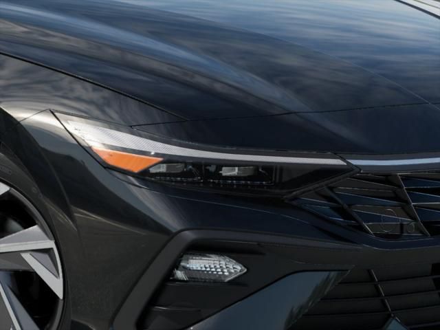 2025 Hyundai Elantra Sport 9