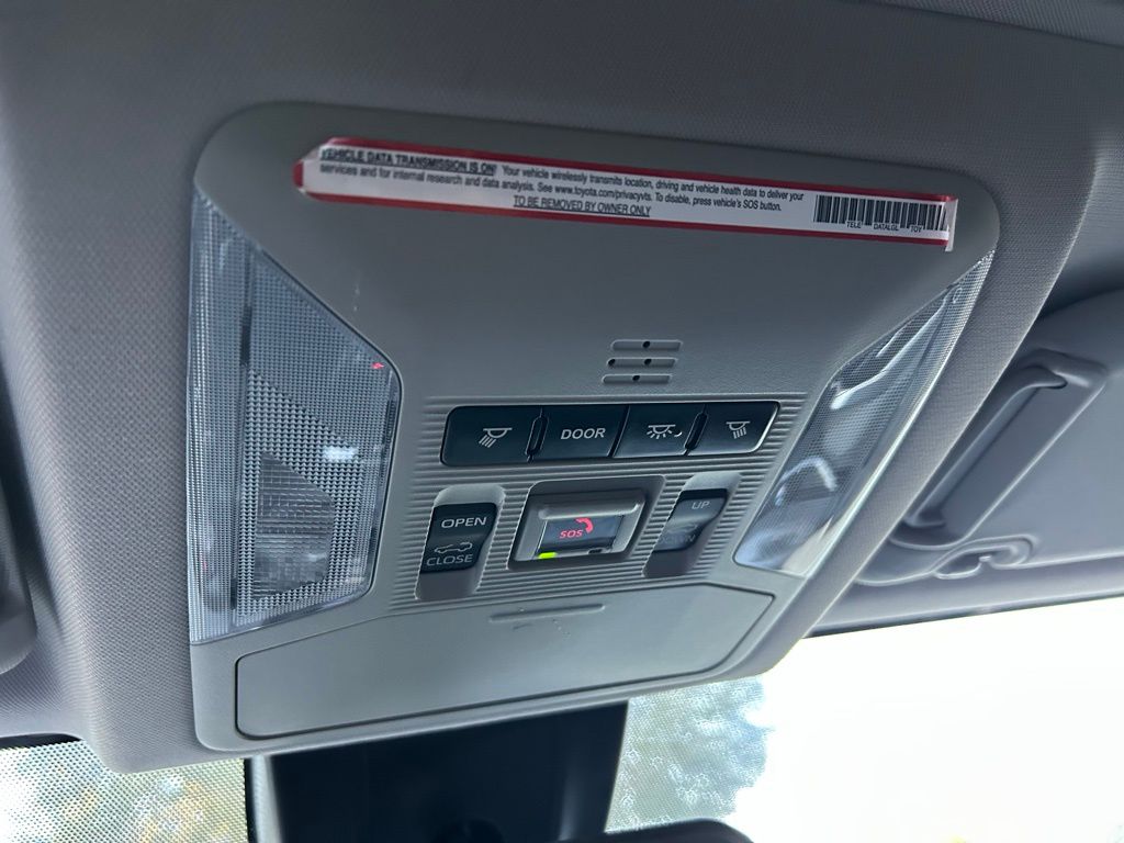 Thumbnail: 2021 Toyota RAV4 - 29