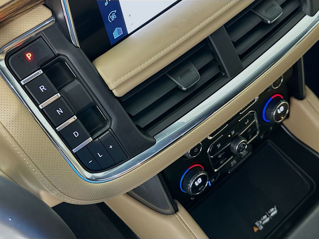 Thumbnail: 2023 Chevrolet Tahoe - 16