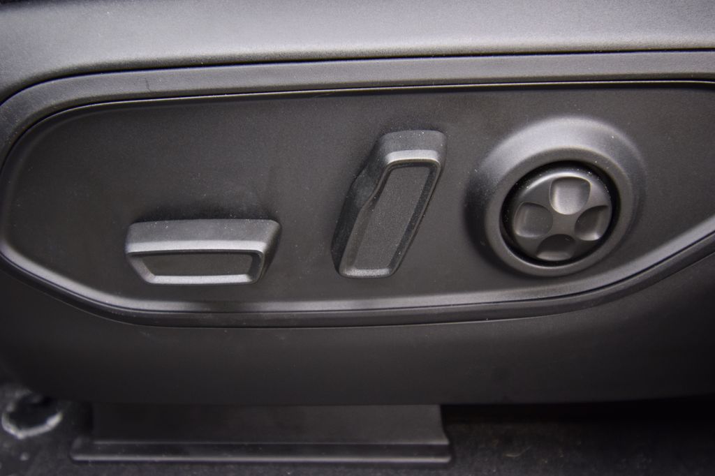 new 2026 Jeep Grand Cherokee car, priced at $38,631