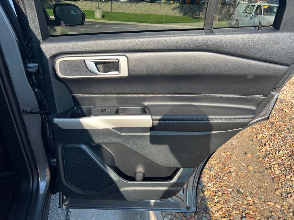 Used 2024 Ford Explorer SUV
