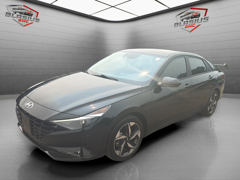2023 Hyundai Elantra SEL FWD