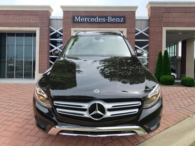 2019 Mercedes-Benz GLC 300 2