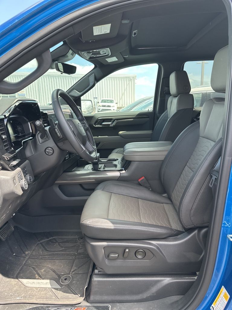 2023 Chevrolet Silverado 1500 ZR2 11