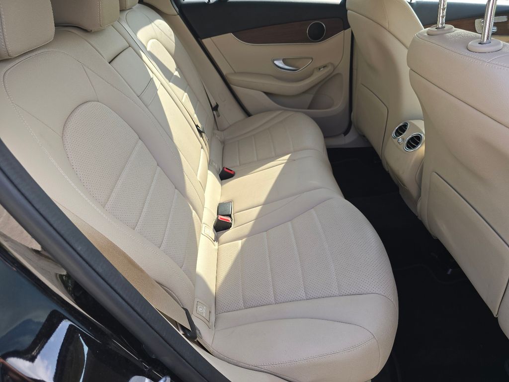 Certified Used 2022 Black Mercedes-Benz GLC 300 image 21