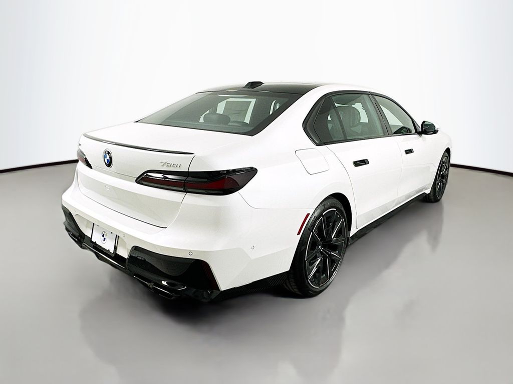 Thumbnail: 2025 BMW 7 Series - 5