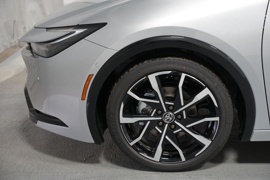 Thumbnail: 2026 Toyota Prius - 5