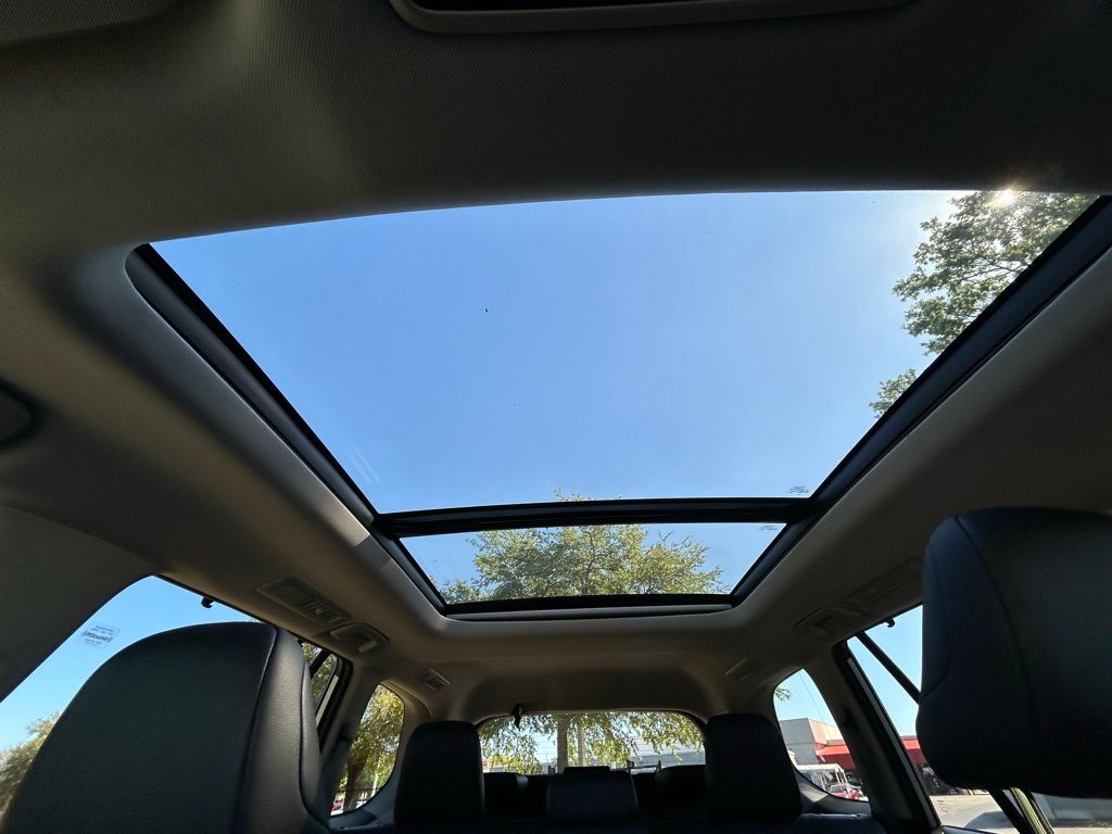 Thumbnail: 2024 Toyota Grand Highlander - 31